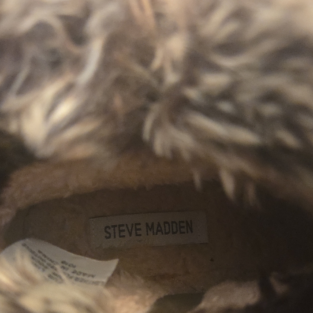 Steve Madden Tan Fur-Trimmed Winter Boots - Picture 5 of 6